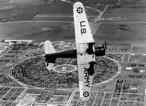 North American BT-9 - avionslegendaires.net