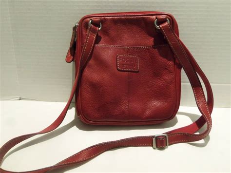 Fossil Vintage Red Leather Zipper Shoulder Bag Gem