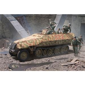 Bachmann Europe Plc German Army SdKfz 251D WWII Half Track Armoured