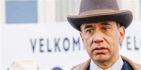 Will Fred Armisen Win Icelands Al Capone Look Alike Contest Ifc