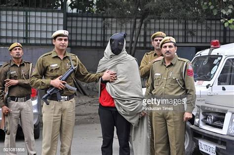 Delhi Police Arrest Most Wanted Rewarded Criminals Photos And Premium