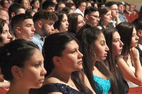 El IES Puerta de Cuartos gradúa a su XX Promoción