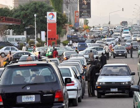 Protesters Block Benin Lagos Expressway Over Fuel Price Scarcity