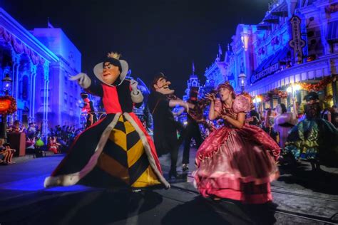 Boo To You Parade Photo Tour Mickey S Halloween Party