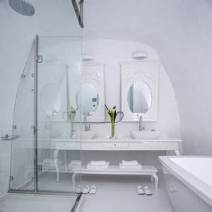 Canaves Oia Suites, Luxury Hotel in Santorini | Small Luxury Hotels of ...