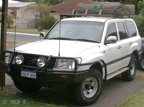 2001 Toyota HZJ105 Landcruiser GXL Scruffy Shannons Club