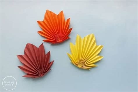 How To Make An Origami Maple Leaf Mombrite