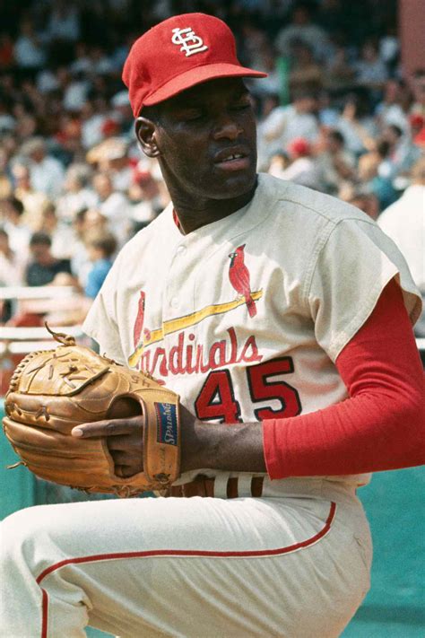 Cardinals Legend Bob Gibson Dies Heres A Look At His Amazing Career