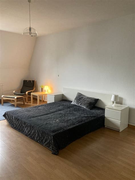 ALTBAU WESTEND WG Ab August großes möbliertes Zimmer frei Möblierte