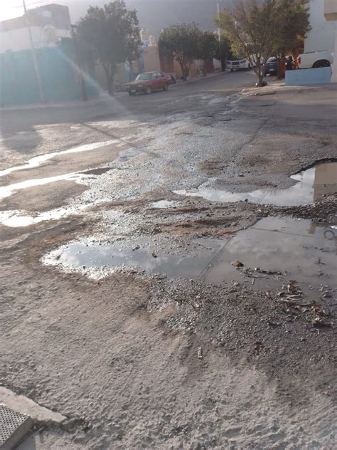 CIC Saltillo On Twitter FUGA Reportan Fuga De Agua En Calle Mirlo