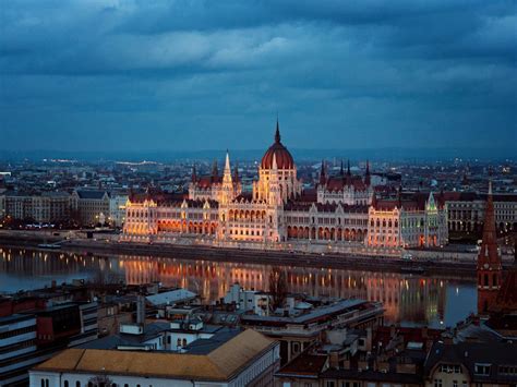 Mercados De Natal Em Budapeste Voos De Lisboa Noites Em Hotel De