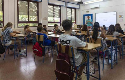 Andaluc A Abre El Plazo Para Optar A Plazas Escolares