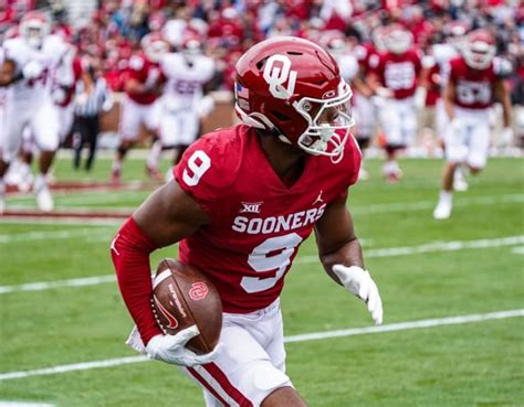 Dj Graham Finding Confidence At Wide Receiver After Spring Practices