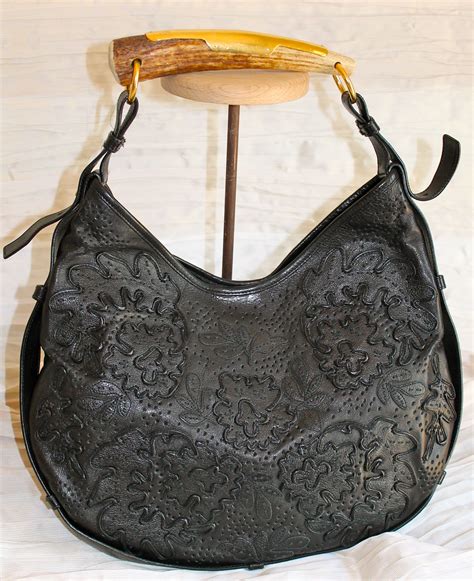 Borsa YSL Mombasa Limited Edition In Capra Nera Con Intagli E Ricami