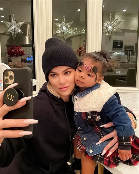 Khloe Kardashian And Daughter True Thompson Pose For Sweet Selfies