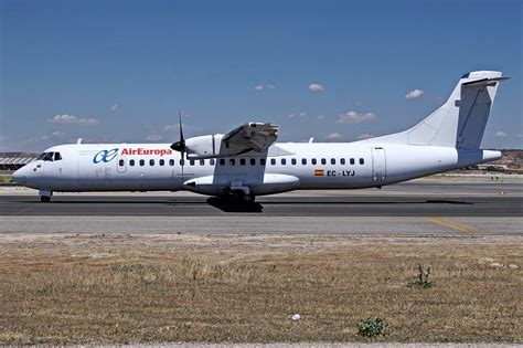 Ec Lyj Ex Ec Jcr Atr Air Europa Swiftair Barajas Flickr