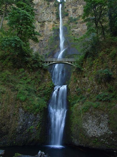 Multnomah Falls Trail Is A 2 Mile Heavily Trafficked Out And Back Trail