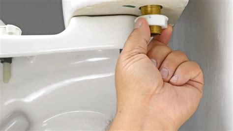 How to Replace a Toilet Fill Valve? In 10 Steps