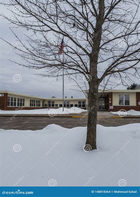 Marcy Elementary School editorial stock image. Image of school - 148818364