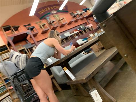 Hot Milf In Hot Black Shorts Shopping Short Shorts Volleyball Forum