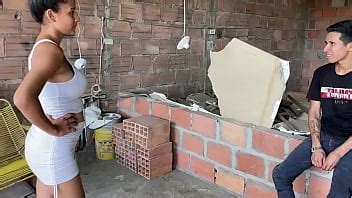 le follo por primera vez el enorme coño de mi patrona y me corro dentro de el XVIDEOS