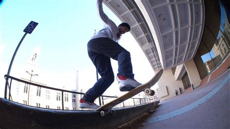 Nike SB Air Max Ishod | Theory Skateshop - YouTube