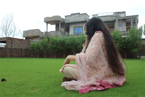 Beyond Stereotypes: The Fascinating Relationship Between Women and Pink