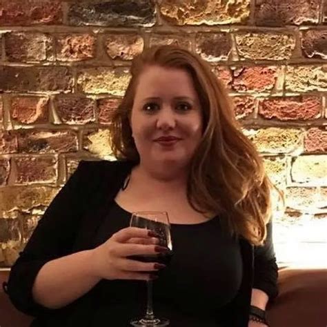 Woman Orders Size 16 Bikini From Boohoo But What Arrives Is Just Ridiculous The Mirror