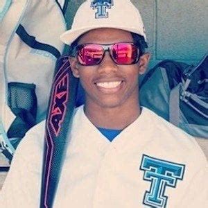 Shilo Sanders - Age, Bio, Family | Famous Birthdays