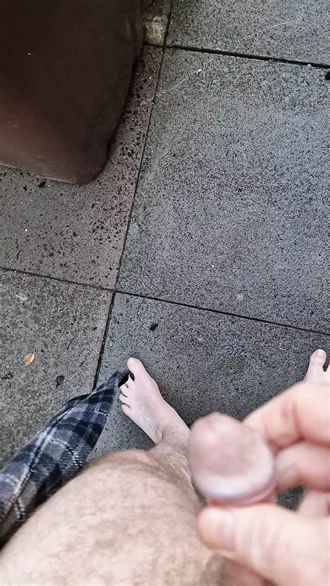 Some Pissing On My Lovely Big Feet Gay Porn Feat Gingerjohnny XHamster