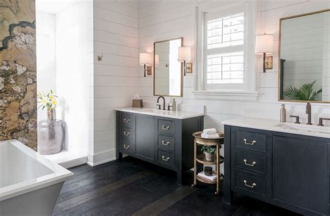 20 Gorgeous Black Vanity Ideas For A Stylishly Unique Bathroom