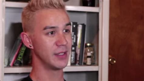 When Gay Son Comes Out In The Middle Of A Seahawks Game Mom Says It Has To Wait For A