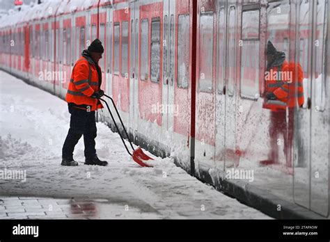 Wetterbild Wintereinbruch In Muenchen Am Starke