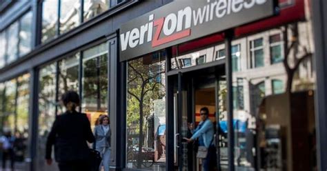 Verizon Finally Offers Unlimited Data As The Mobile Wars Heat Up Again