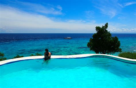philippines hidden secret blue water sumilon island resort