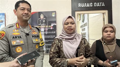 Sistem Demokrasi Liberal Diterapkan Di Indonesia Dalam Kurun Waktu