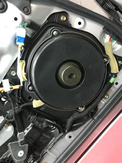 マツダ アテンザ 純正BOSEサウンドのスピーカー交換のご紹介名古屋のカーオーディオ専門店HOT WIRED HOT WIRED