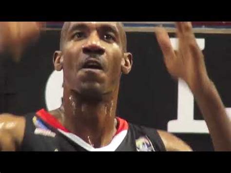 Heissler Guillent Comand A Guaros Para Triunfar En Casa Ante Trotamundos Cancha Latina