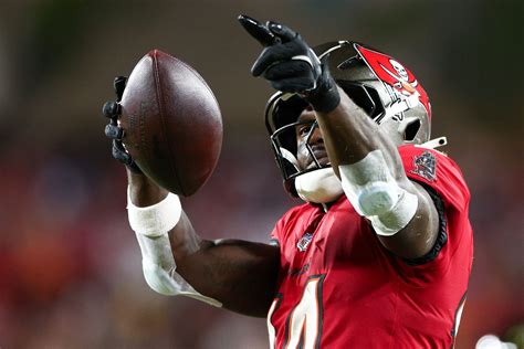 What Happened to Chris Godwin? Examining Why the Bucs Star WR Is Out in