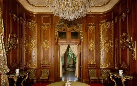 Breakfast Room — в във Waddesdon Manor Nt Manor Interior House Classical Interiors