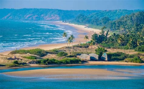 days north goa itinerary  perfect plan  august weekend