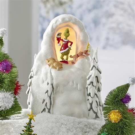 The Grinch Whoville Illuminated Village (Mount Crumpit) - Hammacher ...