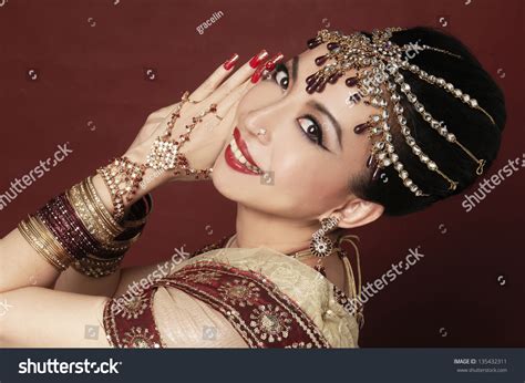Beautiful Brunette Portrait Traditional Costume Indian Stock Photo Shutterstock