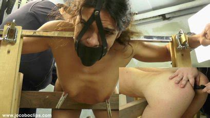 Horny Babe Restrained On The Bondage Furniture Photos