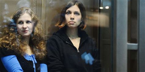 Les Pussy Riot de la prière punk à l amnistie de Poutine