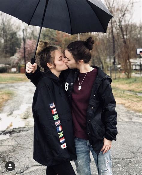 Cute Teen Lesbian Couples