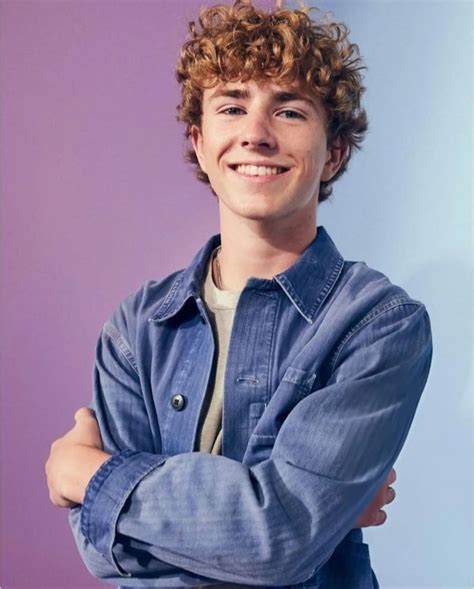 Walker Scobell Marito