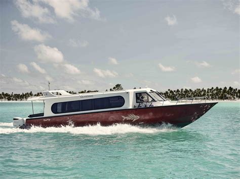 PATINA_MALDIVES_SPEED_BOAT
