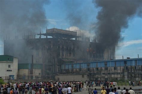 Mehr Als Todesopfer Bei Brand In Fabrik In Bangladesch