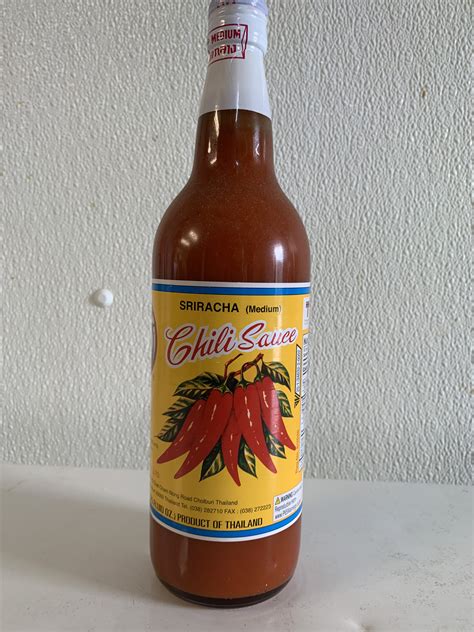 Shark Brand Sriracha Chili Sauce Medium Chai Yo Asian Market